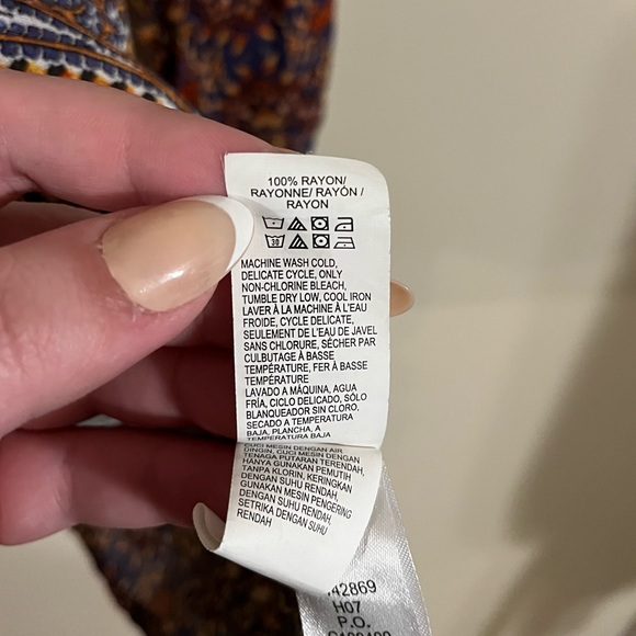 Lucky Brand White Orange Blue Paisley Print Relaxed Fit Tunic Blouse - Picture 8 of 9